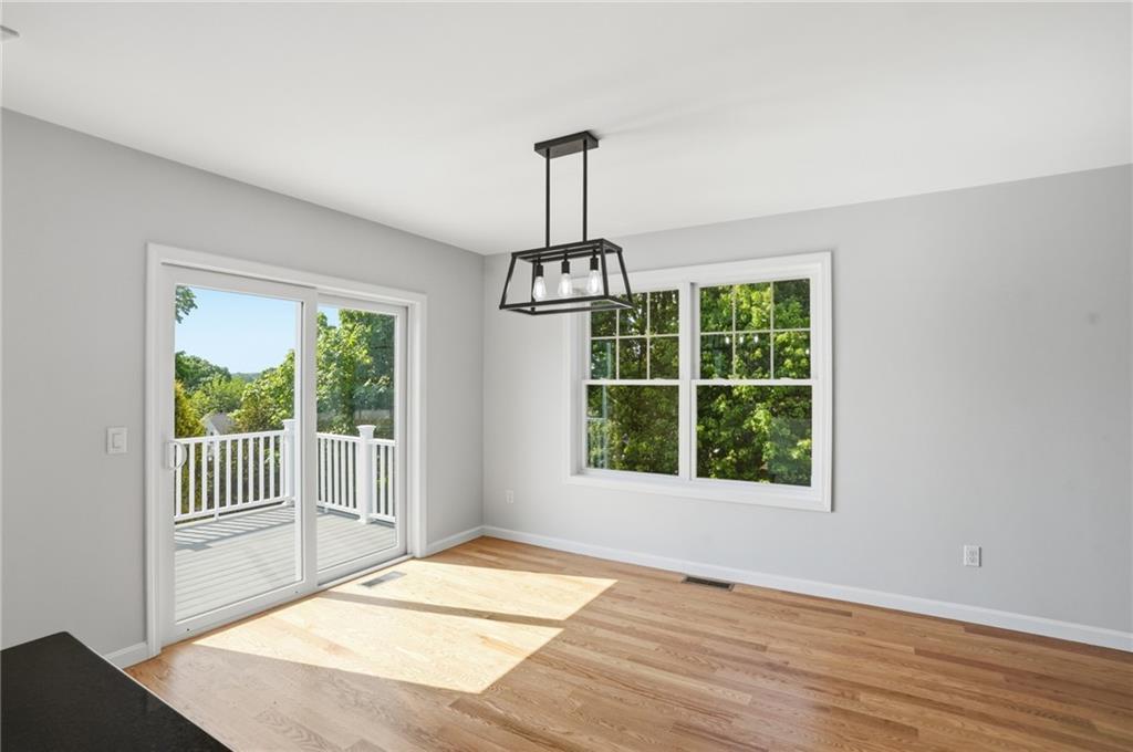 4 Teresa Ann Crossing, West Warwick, Rhode Island 02893, USA