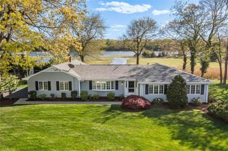 33 Meadowbrook Drive, Barrington, Rhode Island 02806, USA