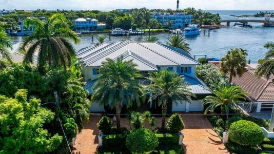 2798 NE 24th Street, Lighthouse Point, Florida 33064