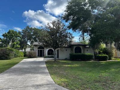 108 Greentree Lane, Yalaha, Florida 34797, USA