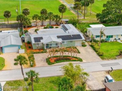 121 Algonquin Terrace, Indian Harbour Beach, Florida 32937, Stati Uniti
