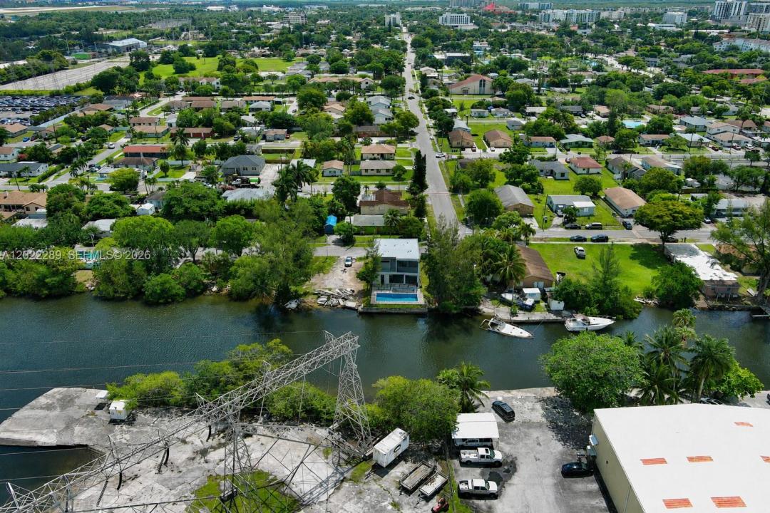 201 NW 14 WAY, Dania Beach, Florida 33004, Stati Uniti