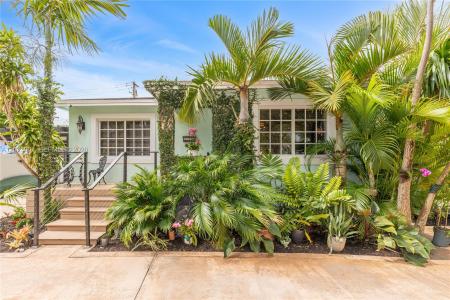 6520 SW 16th Ter, West Miami, Florida 33155