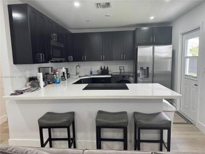 2608 NW 3rd St, Pompano Beach, Florida 33069, USA