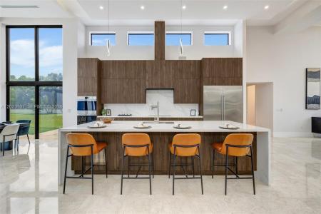 3611 NW 100th Ave, Cooper City, Florida 33024, USA