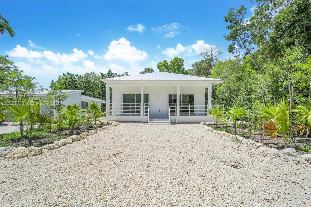 5 Bowen Dr, Key Largo, Florida 33037, USA