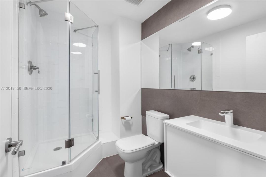 17111 Biscayne Blvd 1406, North Miami Beach, فلوريدا 33160, الولايات المتحدة