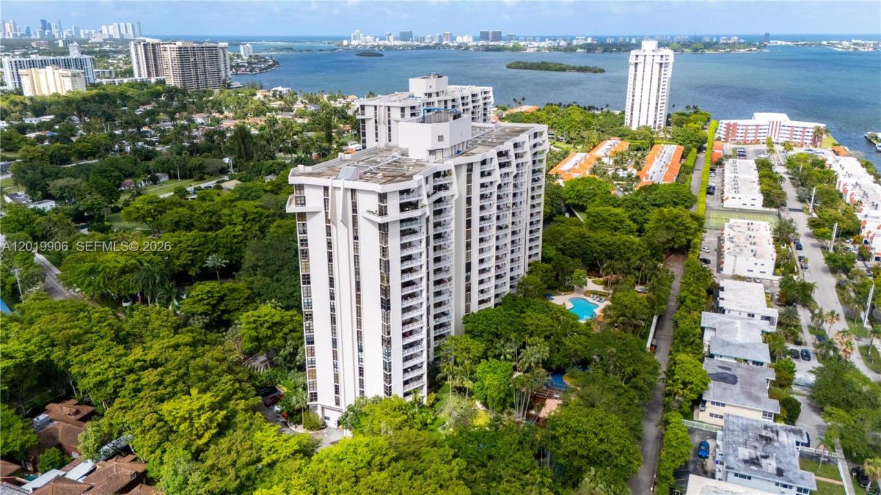 2000 Towerside Ter 311, Miami, Floride 33138, États-Unis