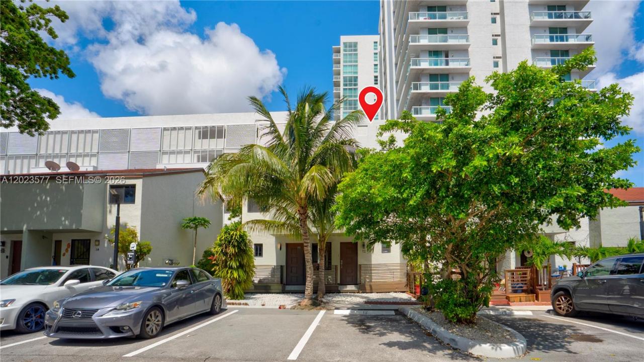 1901 NW S River Dr 12B, Miami, Florida 33125, Stati Uniti