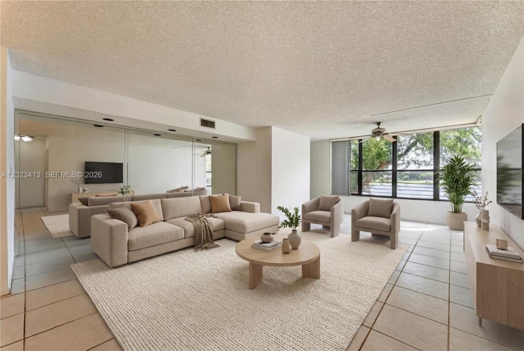 2768 S Carambola Cir S 206, Coconut Creek, Floride 33066, États-Unis