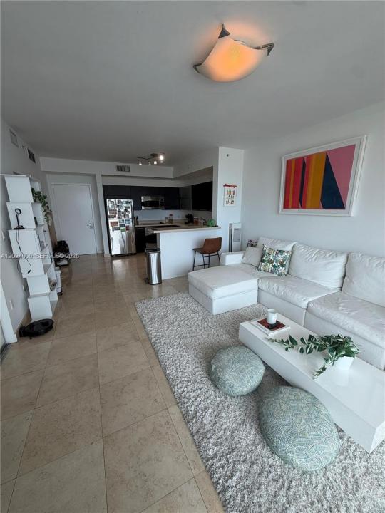 90 SW 3rd St 1811, Miami, فلوريدا 33130, الولايات المتحدة