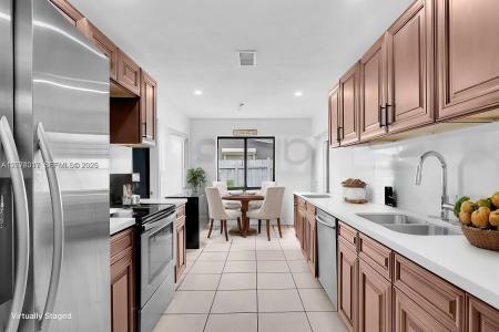 2240 NW 51st Ave N/A, Lauderhill, פלורידה 33313, ארצות הברית של אמריקה