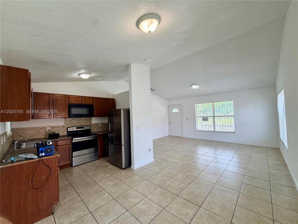 408 NW 12th St, Florida City, Florida 33034, USA