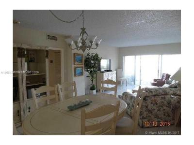 1985 S Ocean Dr 3B, Hallandale Beach, Florida 33009, USA