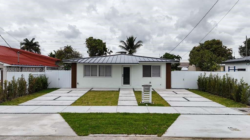 3536 NW 14th Ter, Miami, Flórida 33125, Estados Unidos