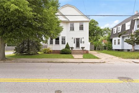 105 Park Avenue, Cranston, Rhode Island 02905, USA