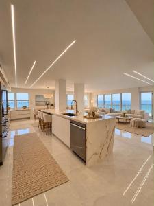 3400 Galt Ocean Dr 702S, Fort Lauderdale, Florida 33308, USA