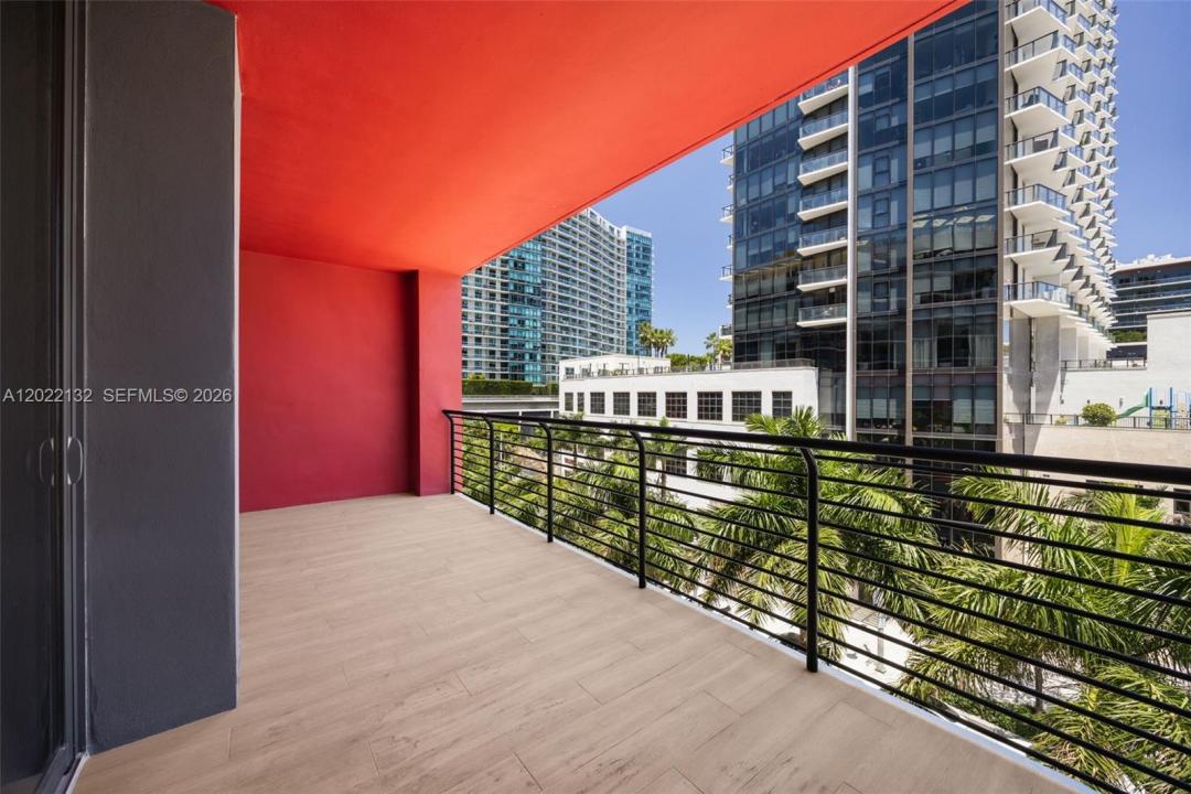 90 NE 32nd St 504, Miami, Floride 33127, États-Unis