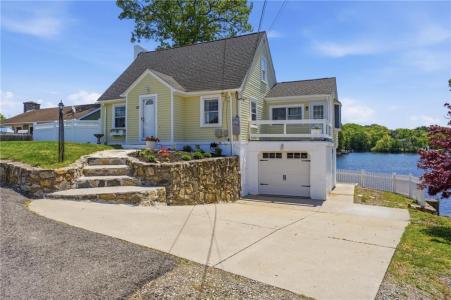 31 Beverly Circle, Smithfield, Rhode Island 02828, États-Unis