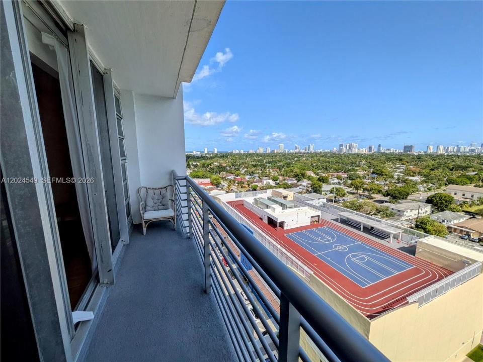 1720 Harrison St 14D, Hollywood, Floride 33020, États-Unis