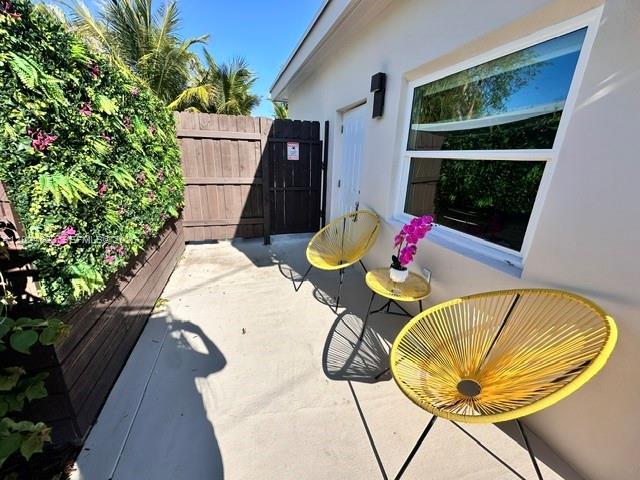 1634 Fletcher St 3, Hollywood, Florida 33020, USA