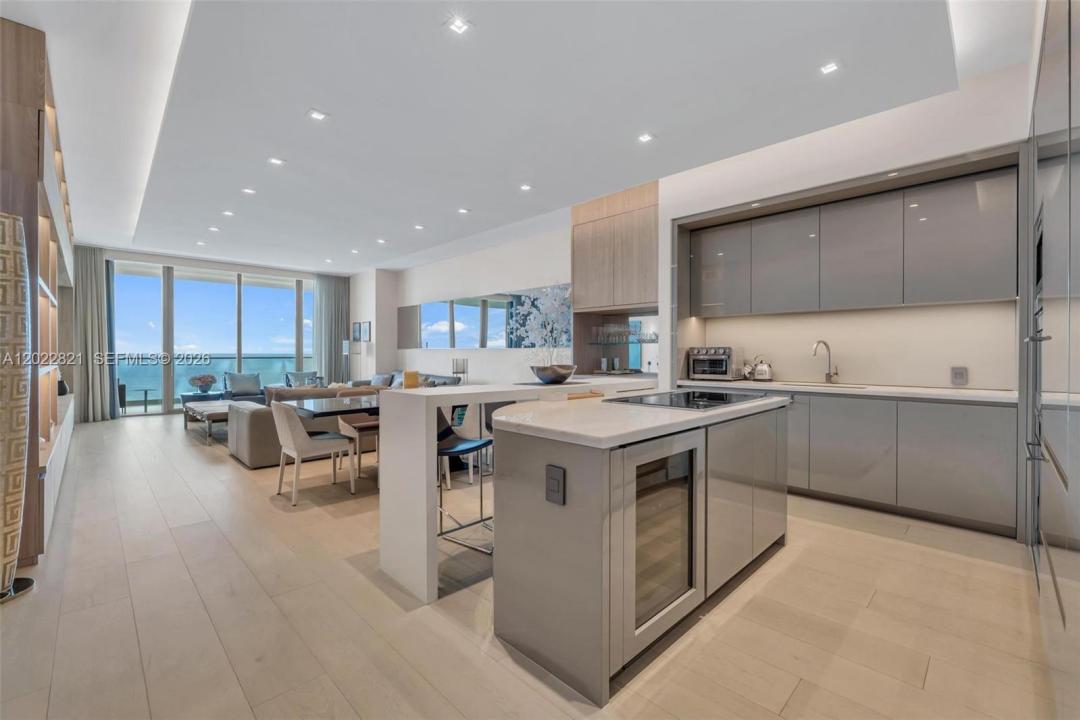18975 Collins Ave 2802, Sunny Isles Beach, Florida 33160, Stati Uniti