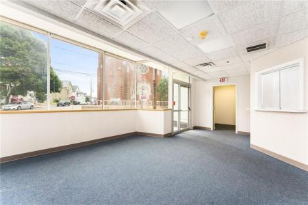 37 Washington Street 1, West Warwick, Rhode Island 02893, USA