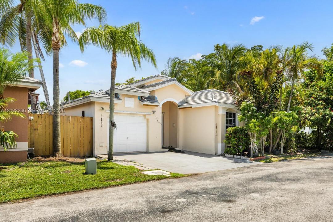 12360 SW 145th St, Miami, Florida 33186, USA