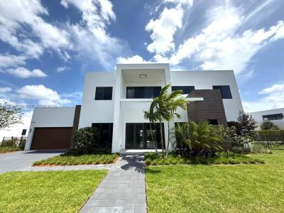 16776 Natures Way, Weston, Florida 33326