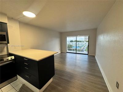 1650 NE 115th St 609, Miami, Florida 33181