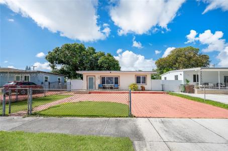 228 W 18th St, Hialeah, Florida 33010, USA