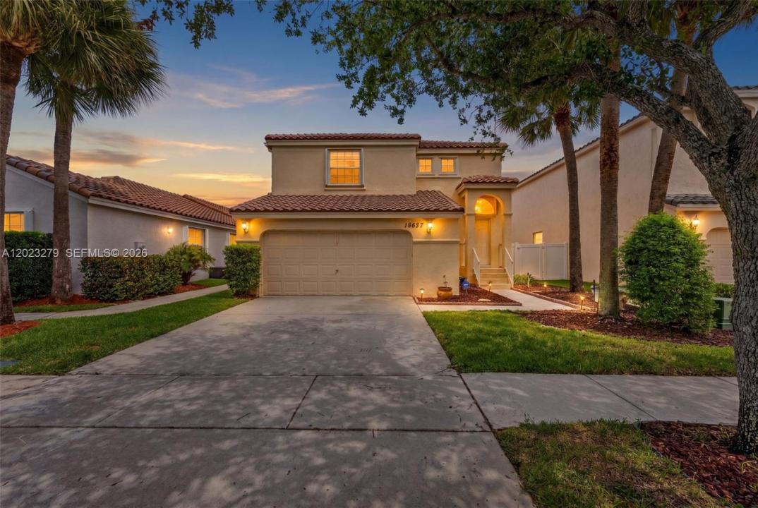 15657 NW 12th Mnr, Pembroke Pines, Florida 33028