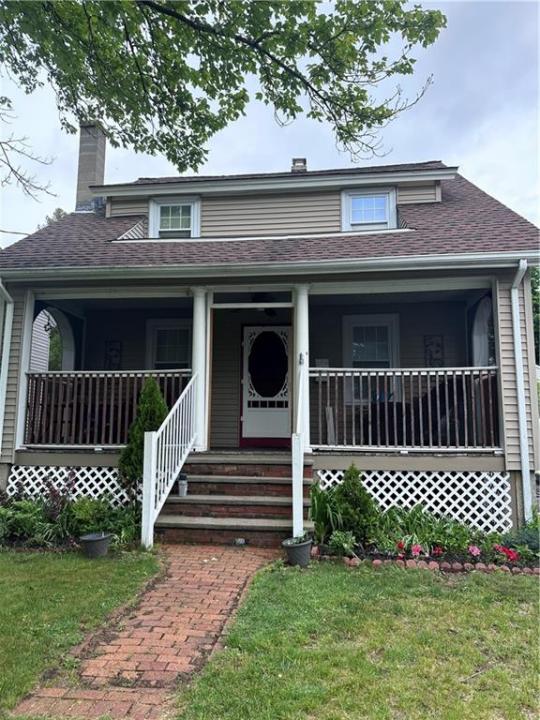 42 Dunbar Avenue, East Providence, Rhode Island 02916, USA