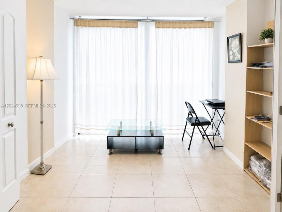 17011 N Bay Rd 417, Sunny Isles Beach, فلوريدا 33160, الولايات المتحدة