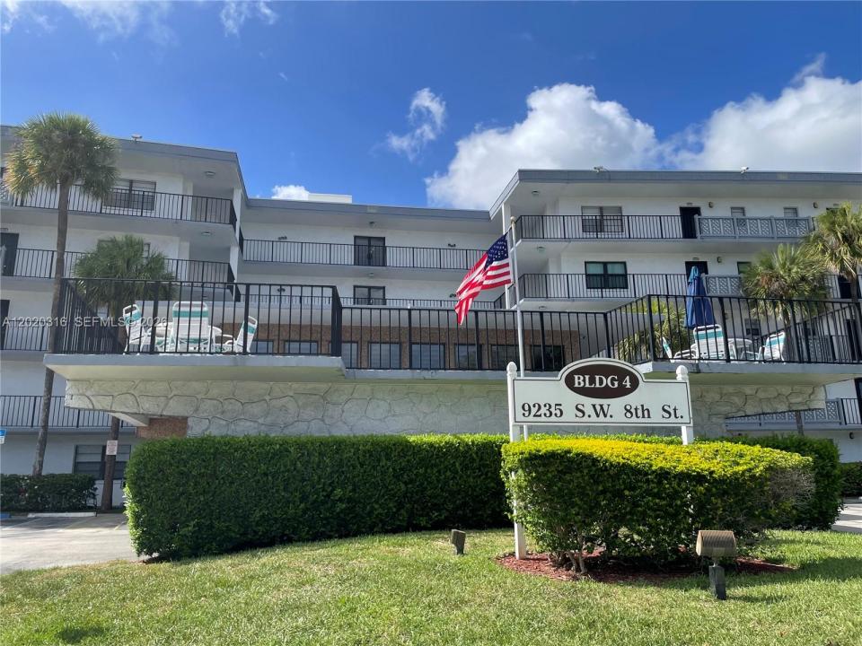 9235 SW 8th St 209, Boca Raton, Florida 33428, Stati Uniti