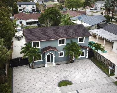 15302 SW 180th Ter, Miami, Florida 33187, USA