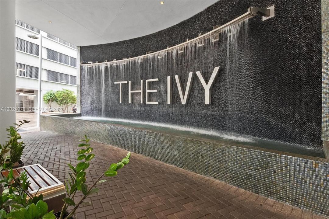 90 SW 3rd St 3810, Miami, Floride 33130, États-Unis
