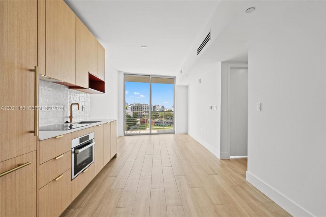 90 NE 32nd St 627, Miami, Florida 33137, USA