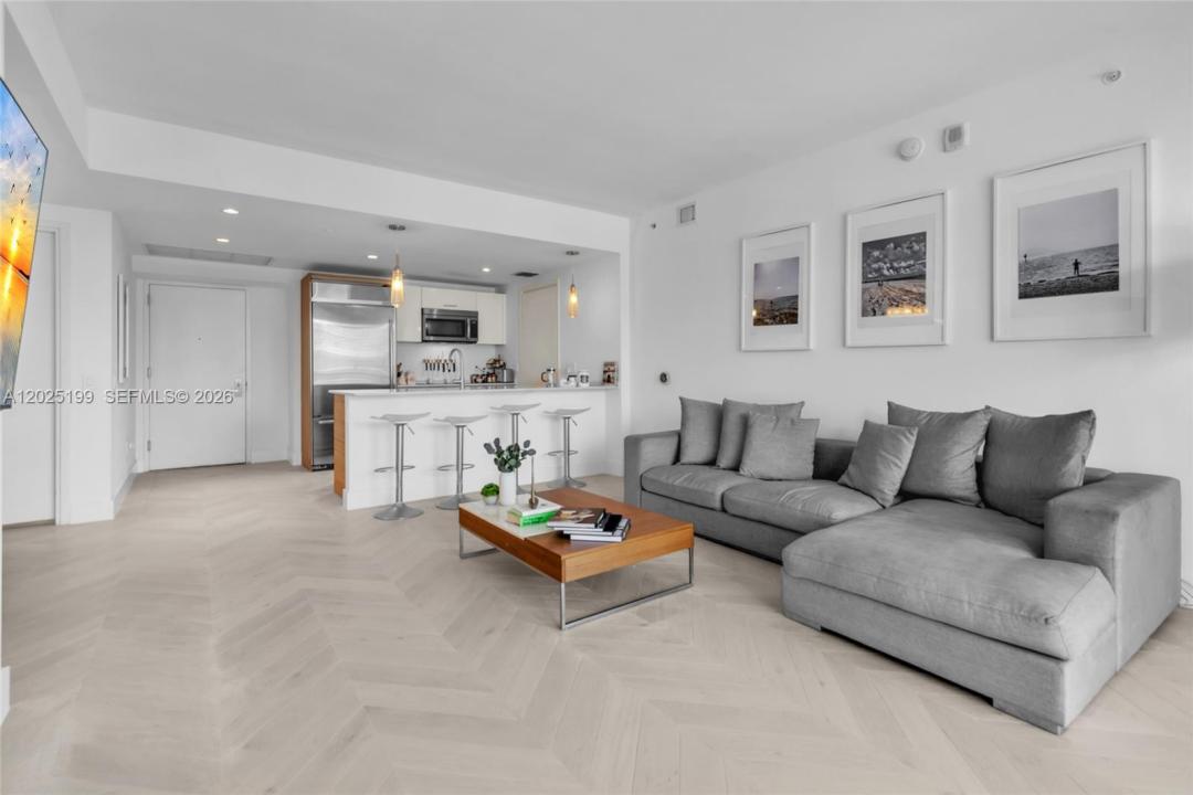 1300 Brickell Bay Dr 3408, Miami, Floride 33131, États-Unis