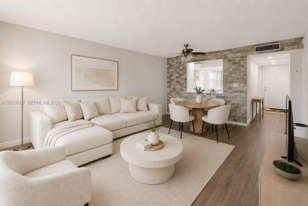 8405 NW 61st St D207, Tamarac, Floride 33321, États-Unis