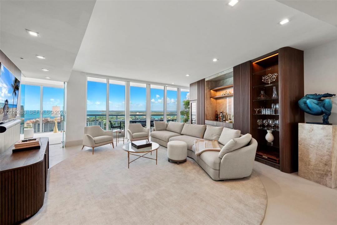 1000 S Pointe Dr 2803, Miami Beach, Floride 33139, États-Unis