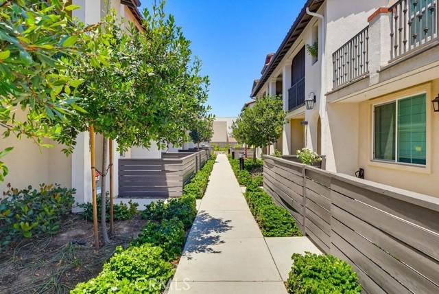 Valentina Way, Commerce, California 90040