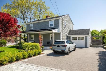 2 Bailey Terrace, Middletown, رود ايلاند 02842, الولايات المتحدة