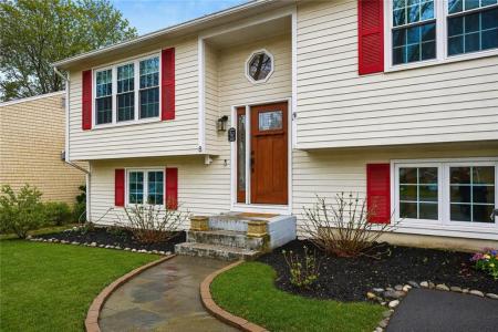 8 Sweet Fern Trail, Narragansett, Rhode Island 02874, USA