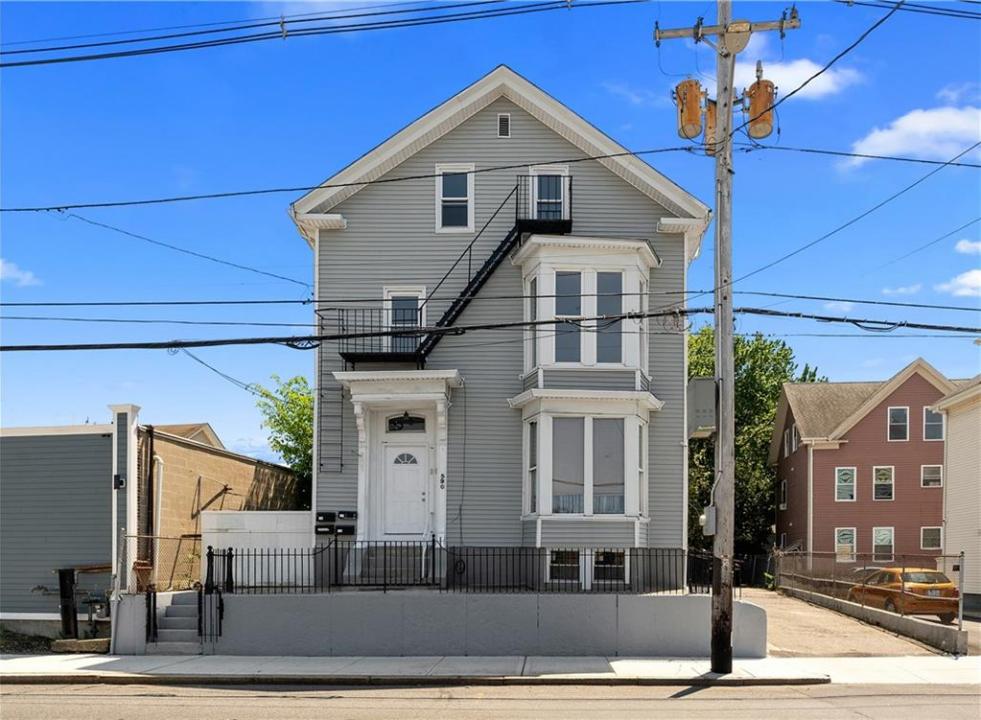 590 Chalkstone Avenue, Providence, Rhode Island 02908, USA