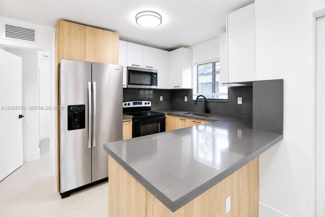 1834 NW 63rd St 1834, Miami, Floride 33147, États-Unis