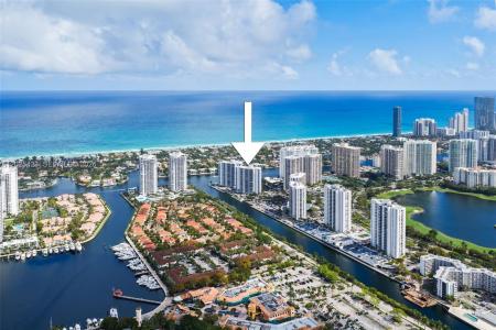 20505 E Country Club Dr 1231, Aventura, Florida 33180, USA