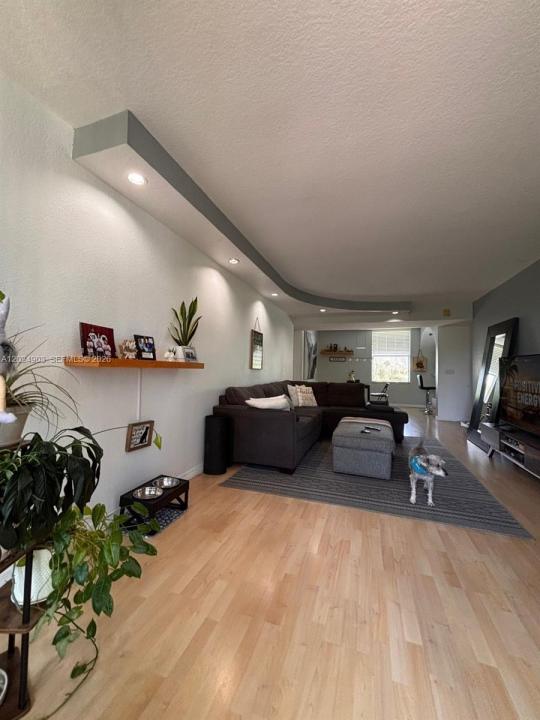 8411 Forest Hills Dr 308, Coral Springs, Floride 33065, États-Unis