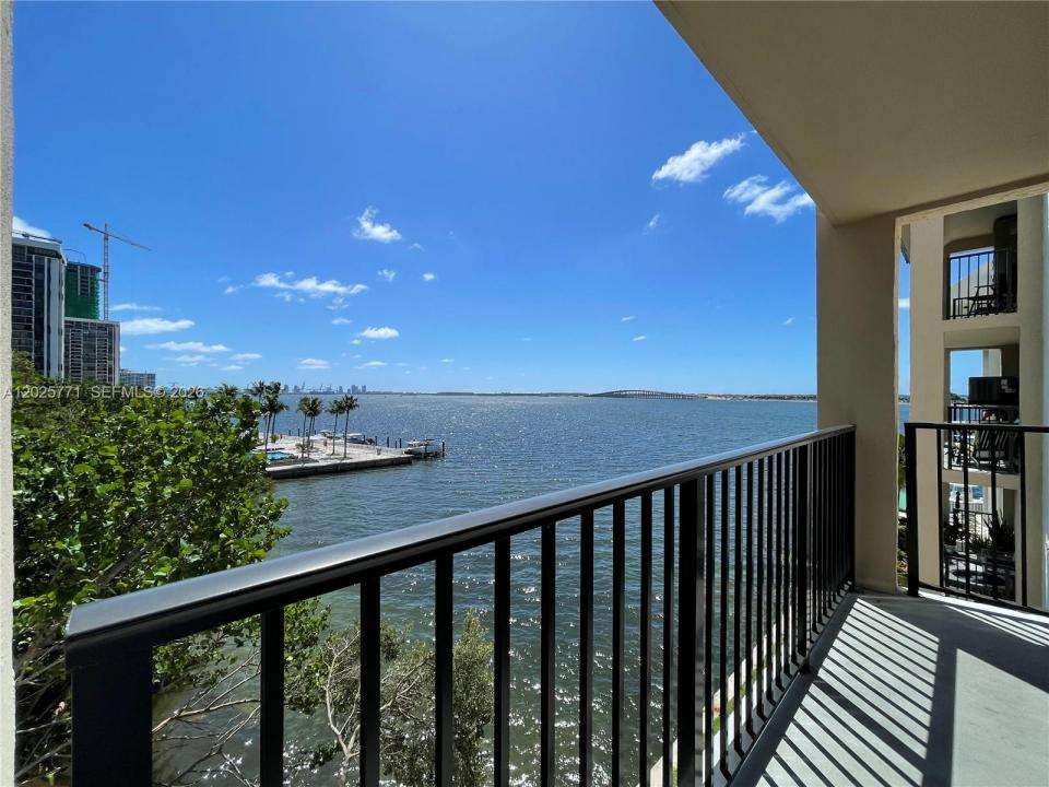 2201 Brickell Ave 73, Miami, Florida 33129, USA