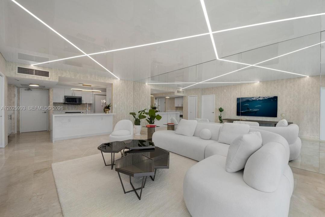 10275 Collins Ave 507, Bal Harbour, Floride 33154, États-Unis